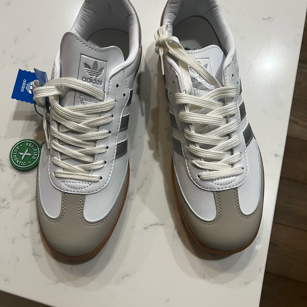 Adidas Unisex White and silver Sneakers with Gum Sole